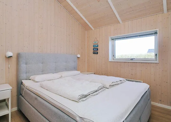 Prázdninový dům 4 Star In *